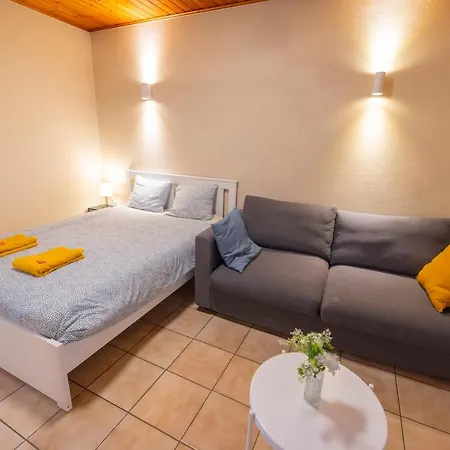 Good Connection Apartman *